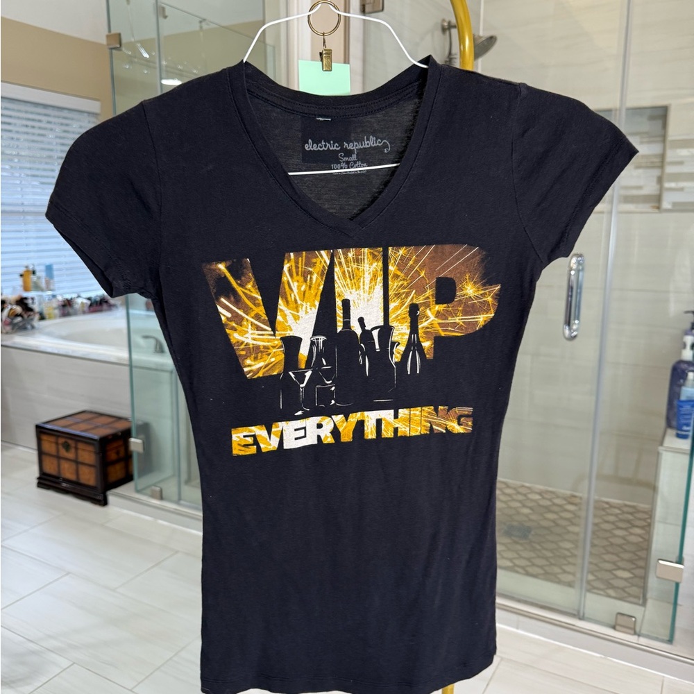 Electric Republic Black VIP Graphic Tee Rave Dj Nightclub (A296)